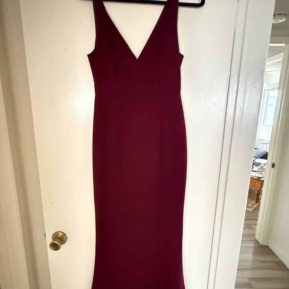 Burgundy bodycon dress